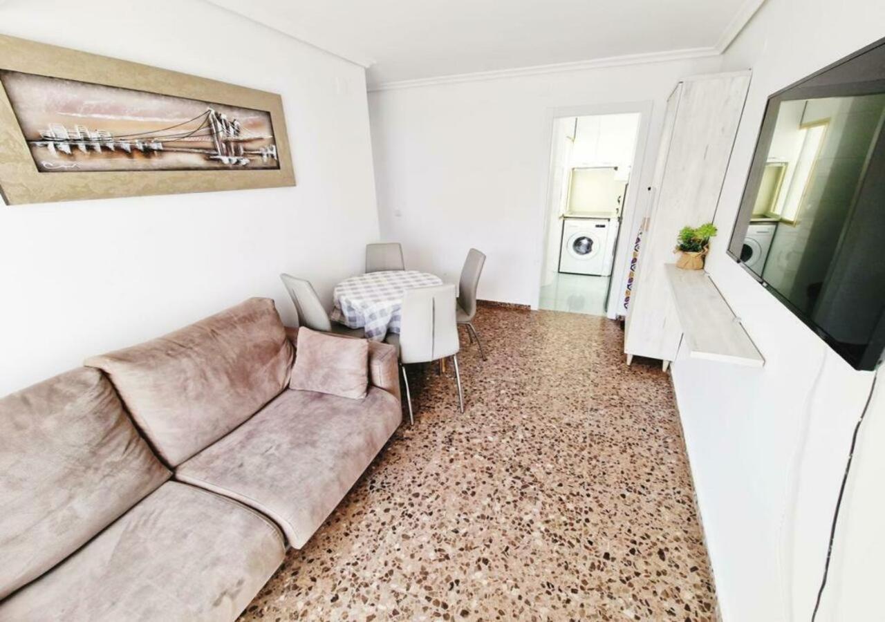 Carmen Apartments Benidorm Luaran gambar