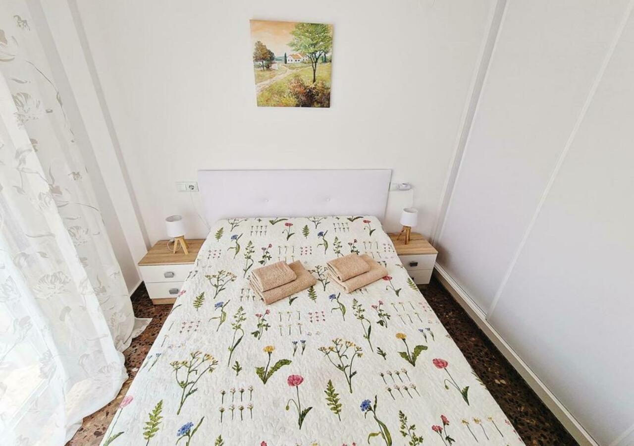 Carmen Apartments Benidorm Luaran gambar