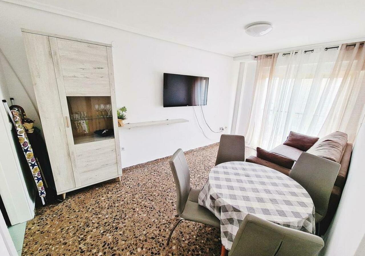Carmen Apartments Benidorm Luaran gambar