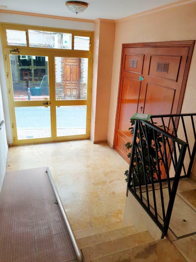 Carmen Apartments Benidorm Luaran gambar